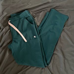 Figs skinny scrub pants
